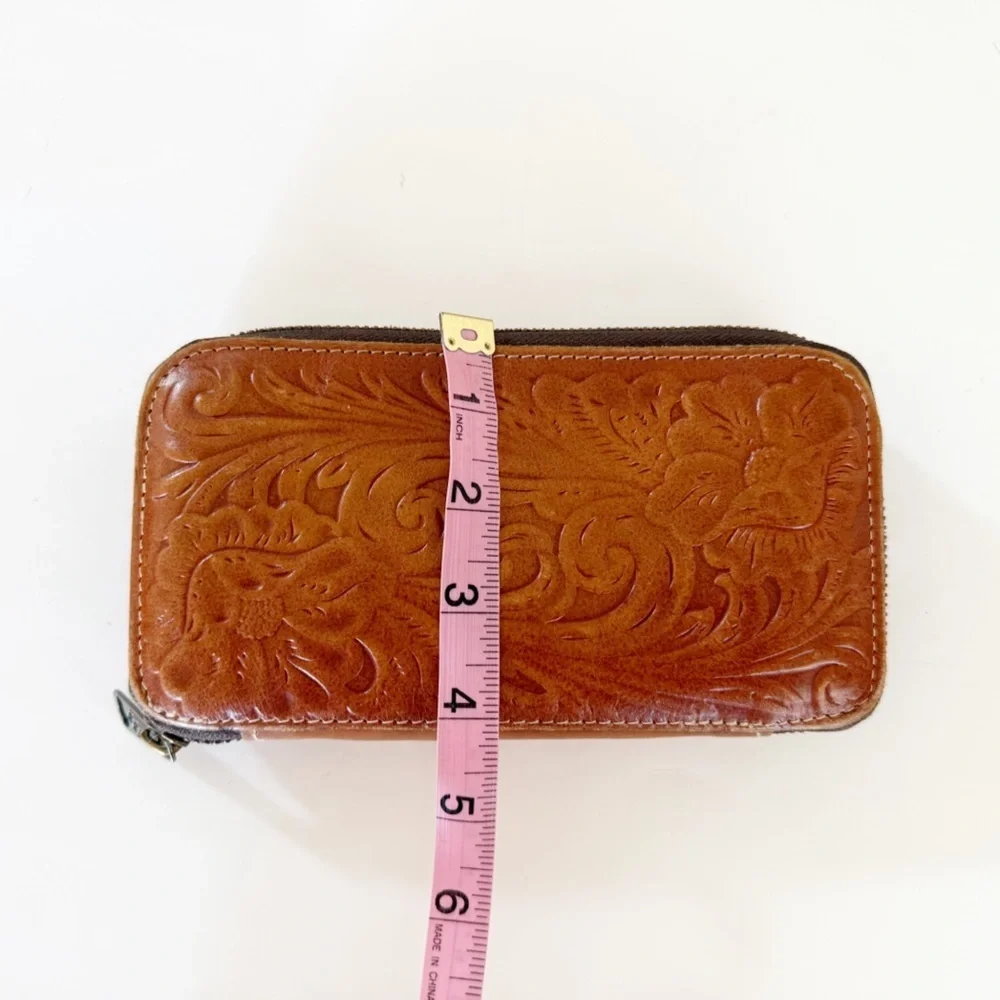 Patricia Nash Wallet Oria Tooled Embossed Zip Floral Boho Country Florence Tan